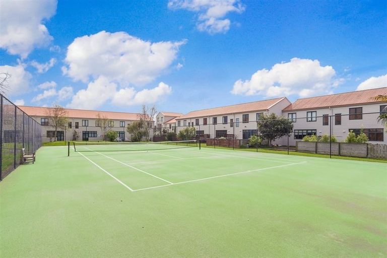 Photo of property in Tuscany Towers, 87/1 Ambrico Place, New Lynn, Auckland, 0600