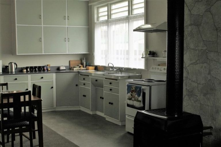 Photo of property in 183 Romilly Street, Westport, 7825