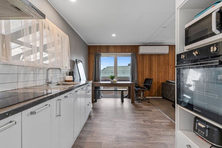 Photo of property in 24a Pohutukawa Drive, Owhata, Rotorua, 3010