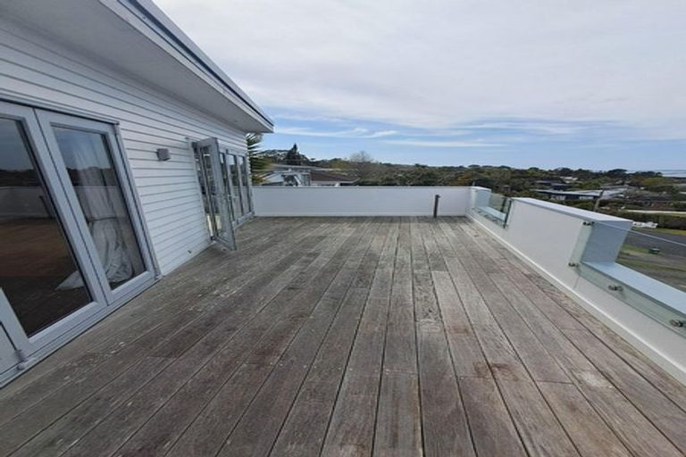 Photo of property in 2/21 Hythe Terrace, Mairangi Bay, Auckland, 0630