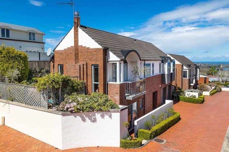 Photo of property in 60 Drivers Road, Maori Hill, Dunedin, 9010