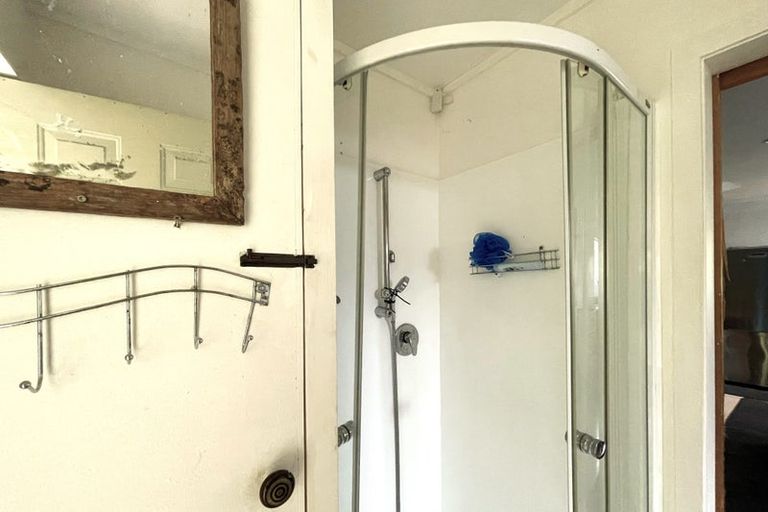 Photo of property in 675 Te Waitere Road, Taharoa, 3988