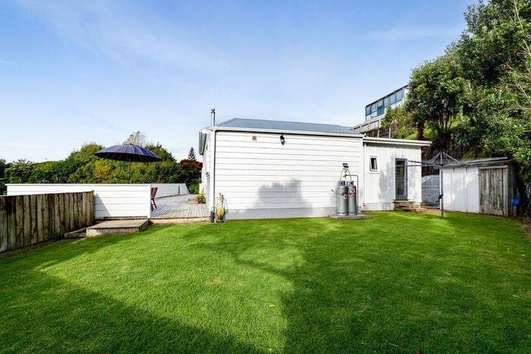 Photo of property in 1a Squire Place, Blagdon, New Plymouth, 4310