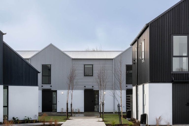 Photo of property in 2/45 Dickens Street, Addington, Christchurch, 8024