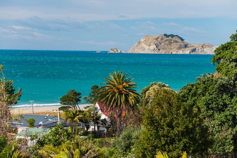 Photo of property in 52 Arthur Street, Tokomaru Bay, 4079