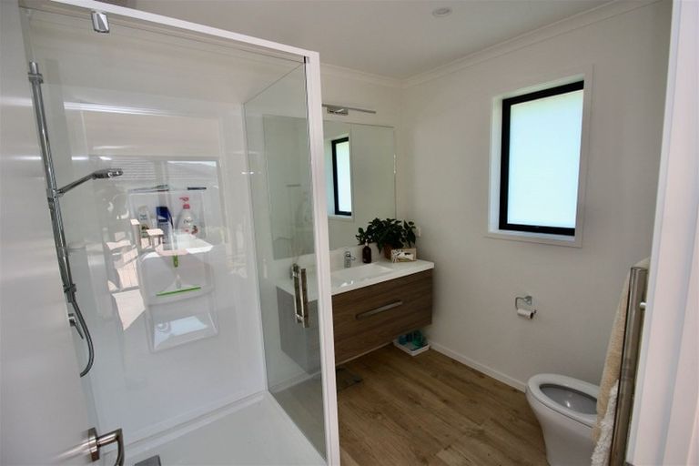 Photo of property in 5 Tango Way, Whitianga, 3510