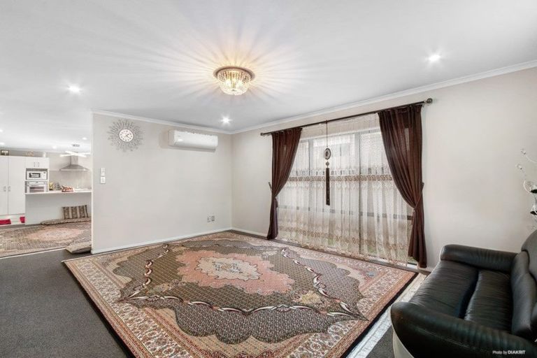 Photo of property in 244b Porchester Road, Takanini, 2112