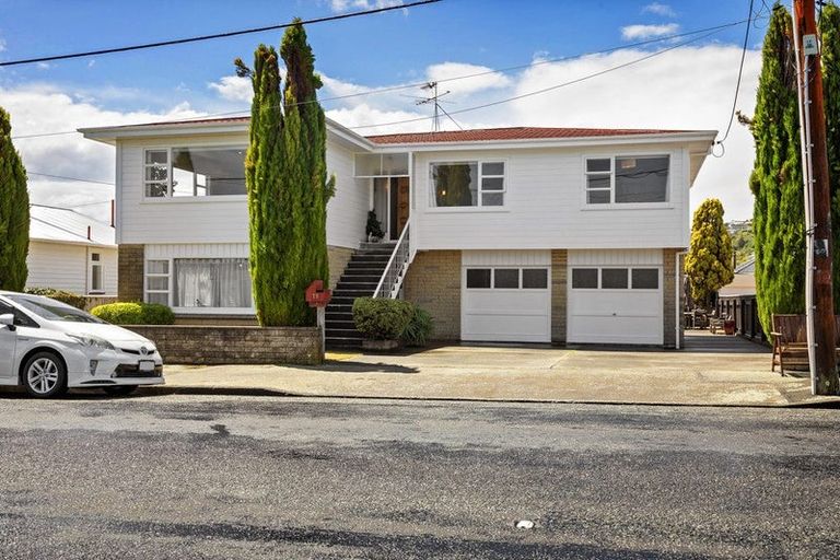 Photo of property in 75 Rotherham Terrace, Miramar, Wellington, 6022