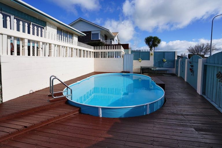 Photo of property in 9 Leyton Place, Nawton, Hamilton, 3200