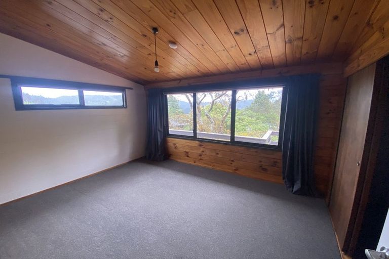 Photo of property in 95 Manuka Street, Stokes Valley, Lower Hutt, 5019