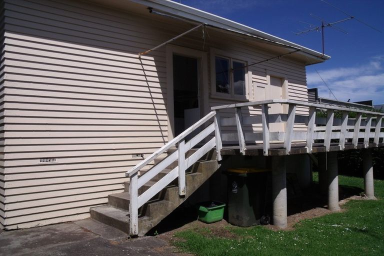 Photo of property in 2/125 Station Road, Papatoetoe, Auckland, 2025