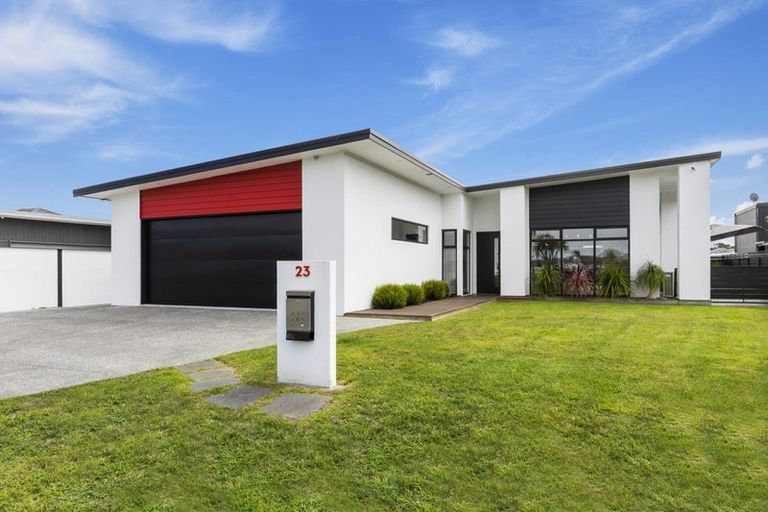 Photo of property in 23 Selliera Place, Papamoa Beach, Papamoa, 3118