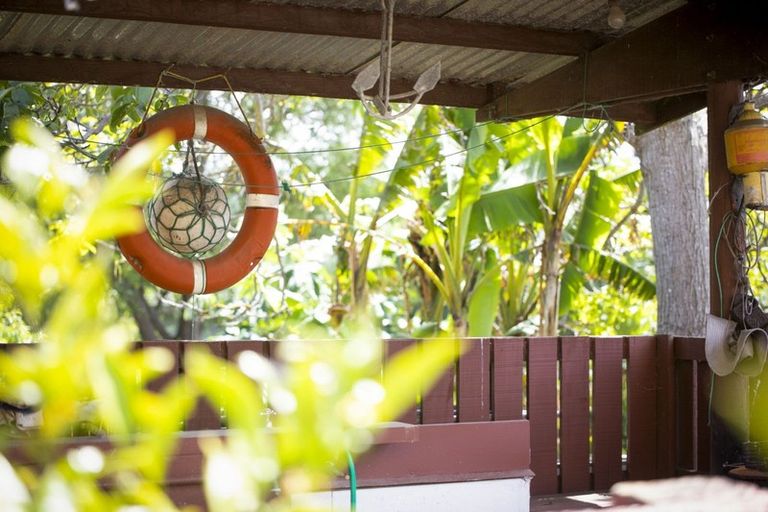 Photo of property in 5 Gillies Crescent, Waimarama, Havelock North, 4294