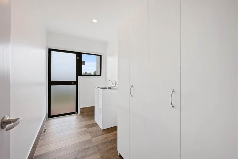 Photo of property in 5 Vintage Drive, Henderson, Auckland, 0612