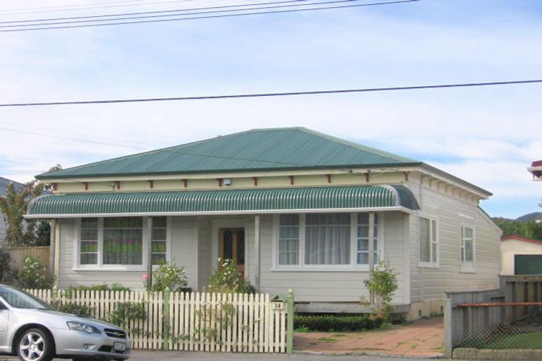 Photo of property in 14 Fitzherbert Street, Alicetown, Lower Hutt, 5010