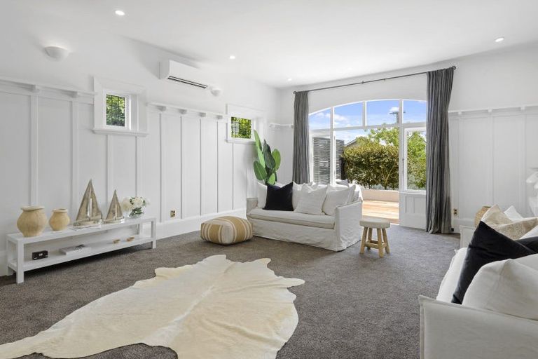 Photo of property in 144 Weston Road, St Albans, Christchurch, 8052