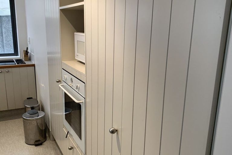 Photo of property in Kelvin House, 1g/16 The Terrace, Wellington Central, Wellington, 6011