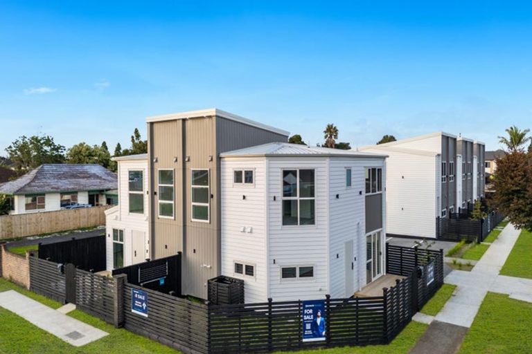 Photo of property in 30 Carruth Road, Papatoetoe, Auckland, 2025