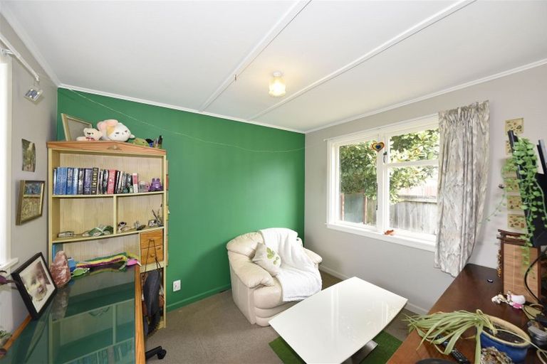 Photo of property in 4 Bellbrook Crescent, Shirley, Christchurch, 8013