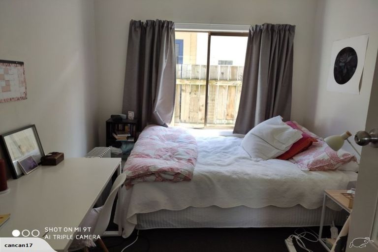 Photo of property in 50 Te Wharepouri Street, Berhampore, Wellington, 6023