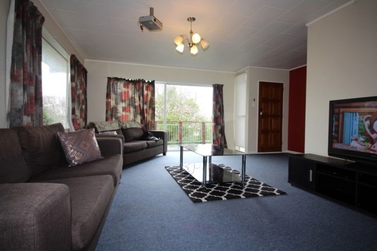 Photo of property in 48 Queen Street, Dannevirke, 4930