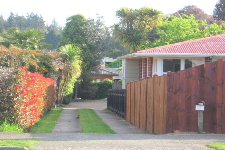 Photo of property in 3b Iles Road, Lynmore, Rotorua, 3010