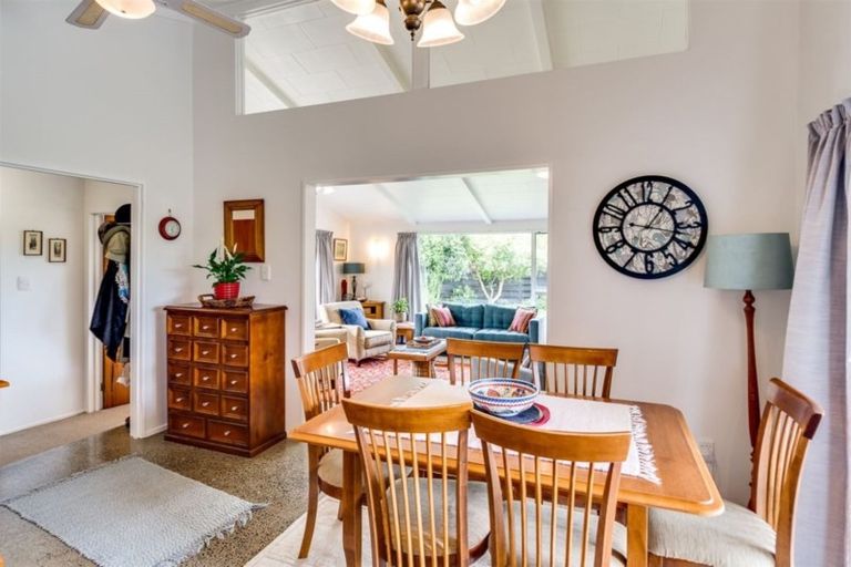 Photo of property in 20 Kent Terrace, Taradale, Napier, 4112