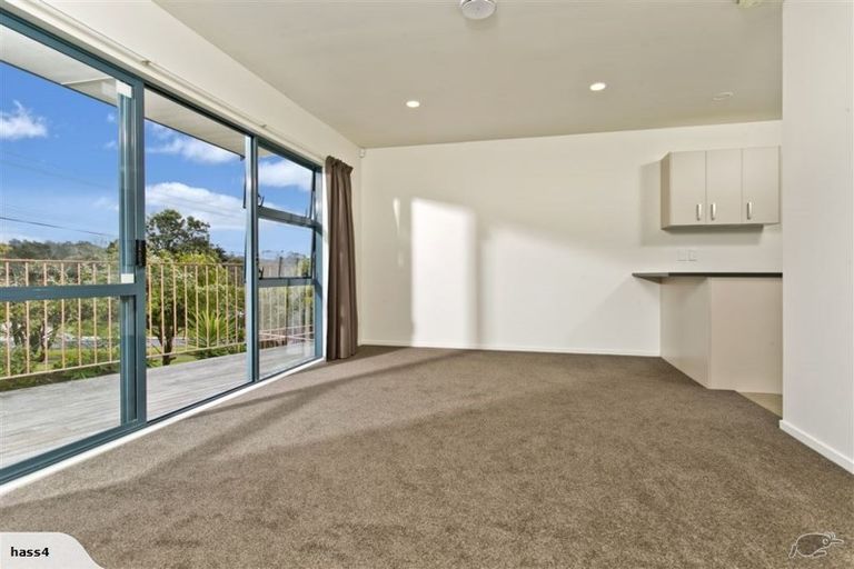 Photo of property in 12/53 The Avenue, Albany, Auckland, 0632