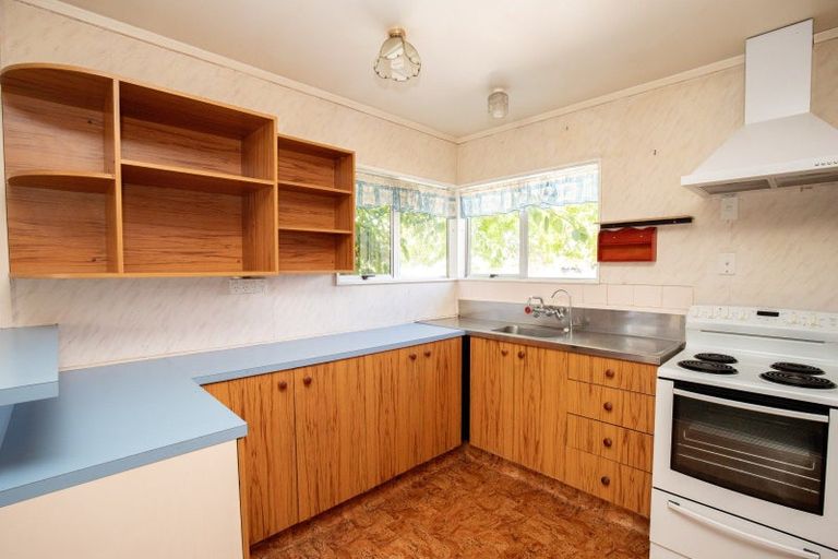 Photo of property in 14 Darlington Street, Ngatea, 3503