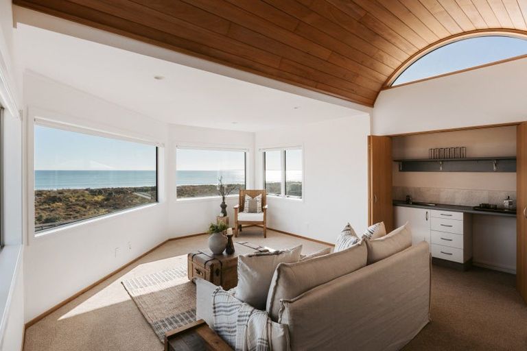 Photo of property in 233c Oceanbeach Road, Mount Maunganui, 3116