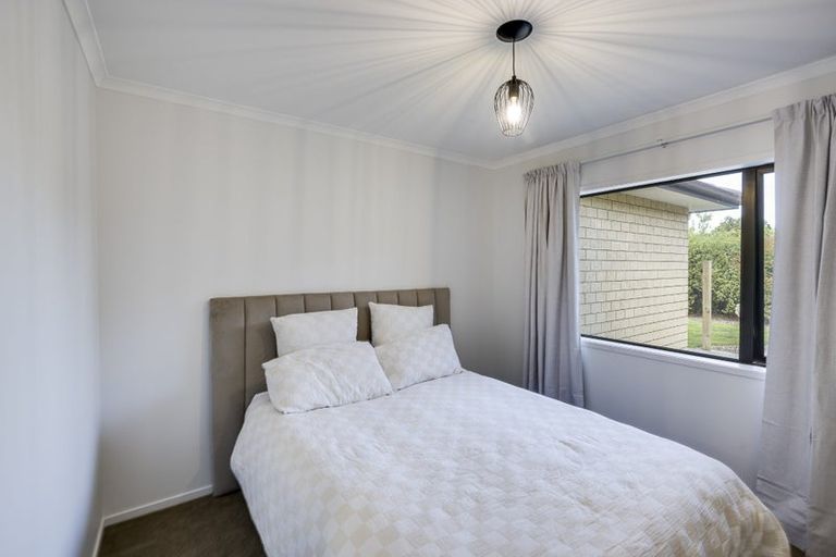 Photo of property in 3 Waitaha Place, Clive, 4102