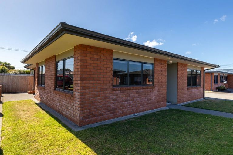 Photo of property in 36 Clemow Road, Fitzroy, New Plymouth, 4312