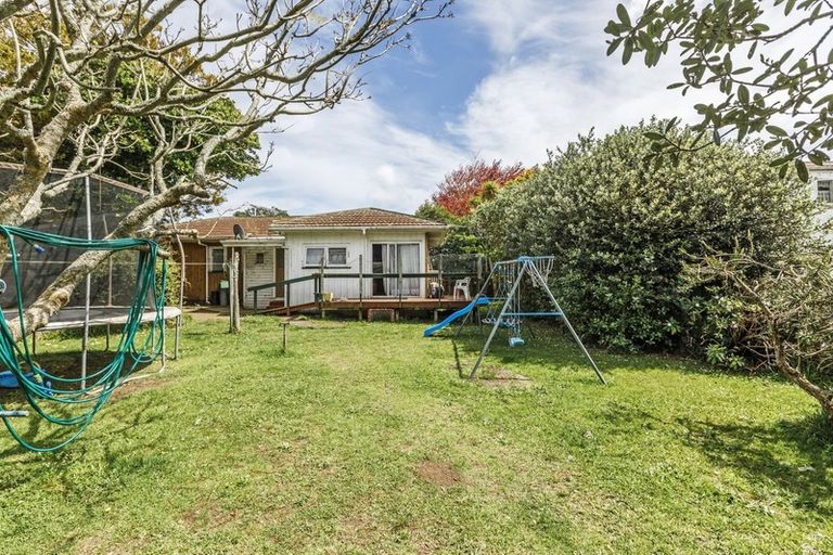 Photo of property in 34 West Coast Road, Glen Eden, Auckland, 0602