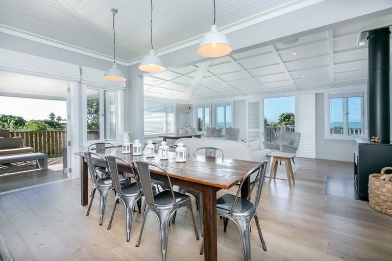 Photo of property in 313 Clifton Road, Te Awanga, 4102