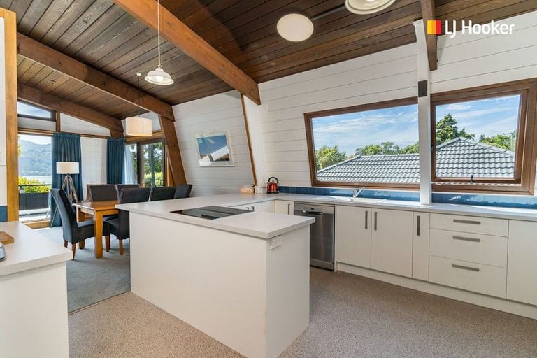 Photo of property in 4 Barling Street, Macandrew Bay, Dunedin, 9014