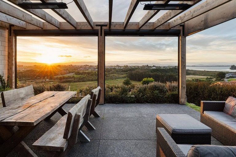 Photo of property in 12 Aquavue Way, Bellevue, Tauranga, 3110