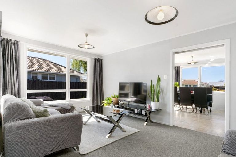 Photo of property in 6 Meldrum Place, Bishopdale, Christchurch, 8051