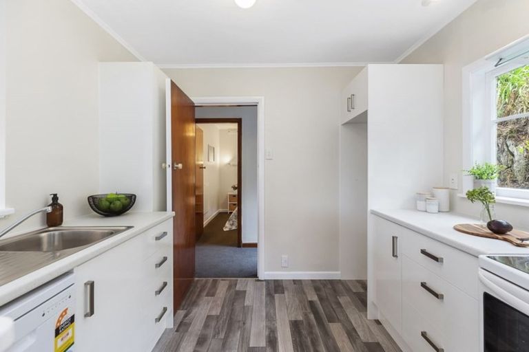 Photo of property in 2/46 Richmond Avenue, Karori, Wellington, 6012