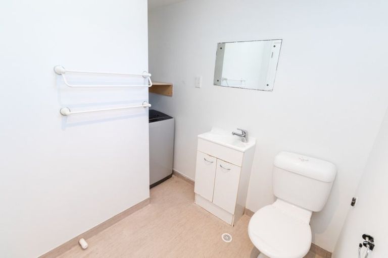 Photo of property in 4/27 Drummond Street, Mount Cook, Wellington, 6021