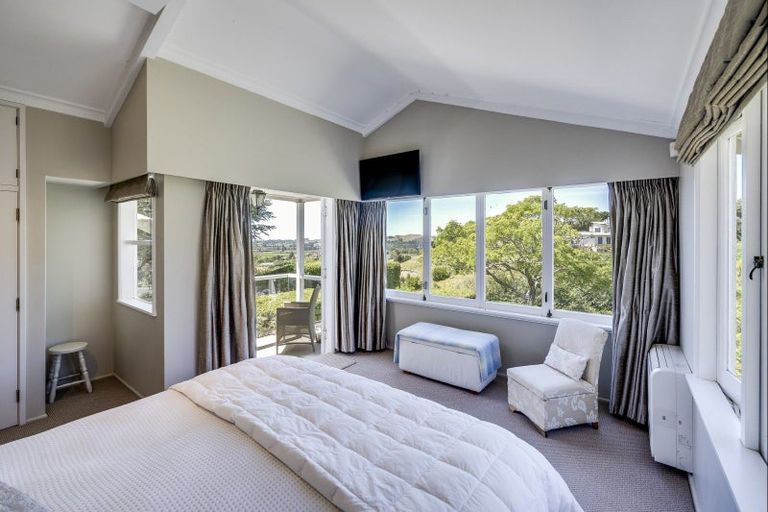 Photo of property in 130 Durham Drive, Havelock North, 4130