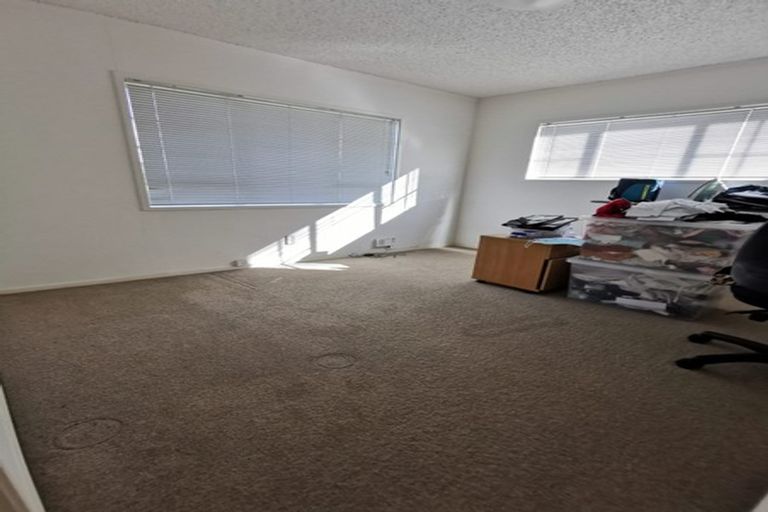 Photo of property in 203 Royal Road, Massey, Auckland, 0614