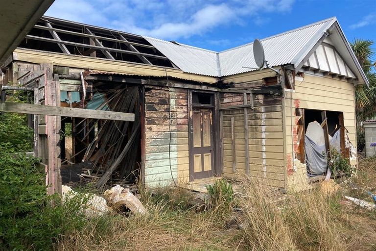 Photo of property in 9 Bristol Street, Pareora, 7912