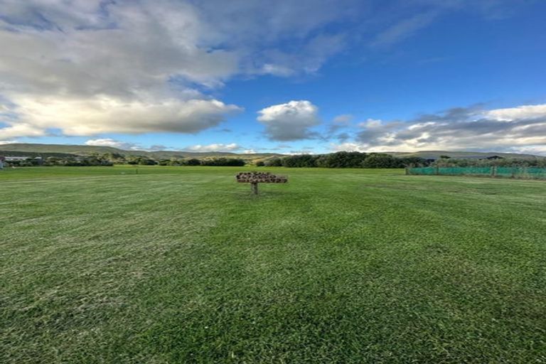 Photo of property in 73 Shoal Beach Road, Aramoana, Omakere, 4271