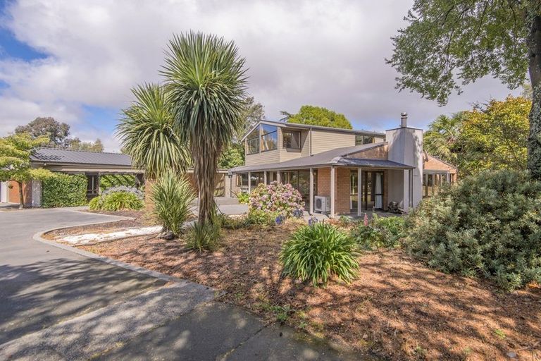 Photo of property in 121 Kennedys Bush Road, Halswell, Christchurch, 8025