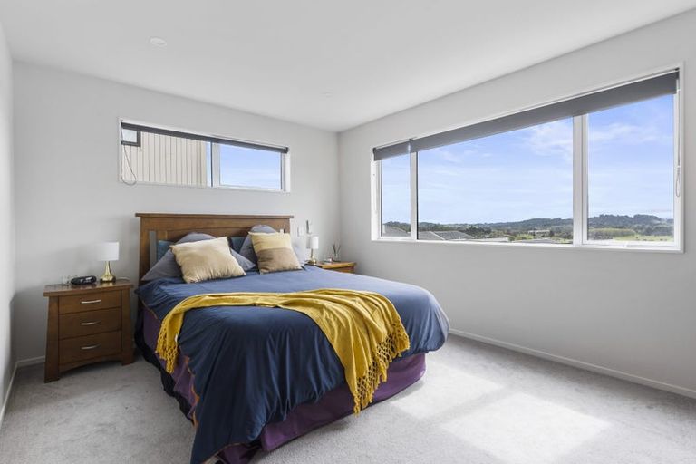 Photo of property in 48 Kea Road, Silverdale, 0932