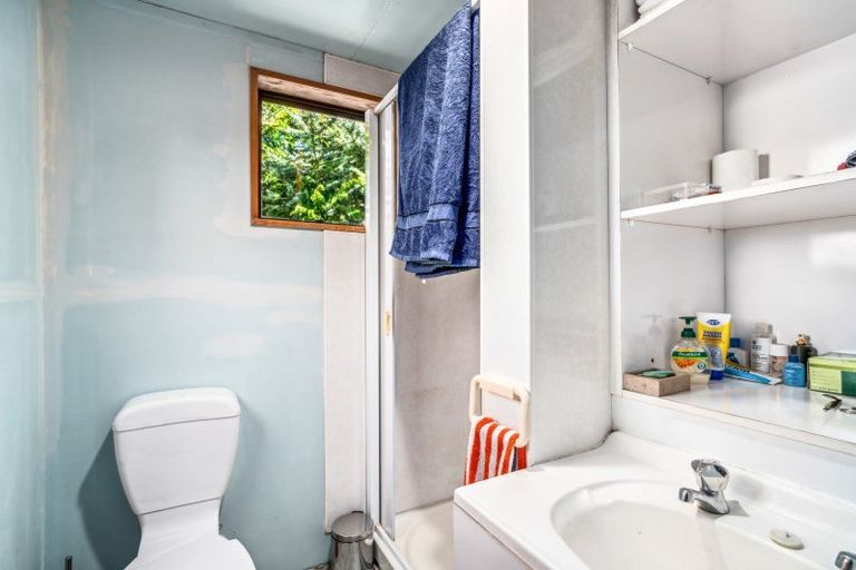 Photo of property in 6b Williams Street, Sunshine Bay, Queenstown, 9300