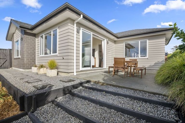 Photo of property in 11 Nobilo Road, Kumeu, 0810