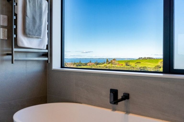 Photo of property in 25 Kumukumu Road, Long Bay, Auckland, 0630
