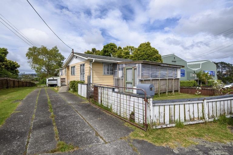 Photo of property in 163 Royal Road, Massey, Auckland, 0614