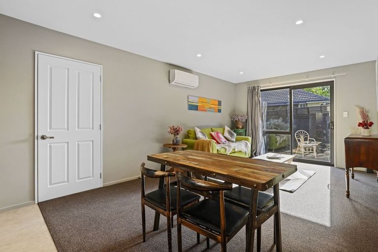 Photo of property in 2/137 Maidstone Road, Ilam, Christchurch, 8041